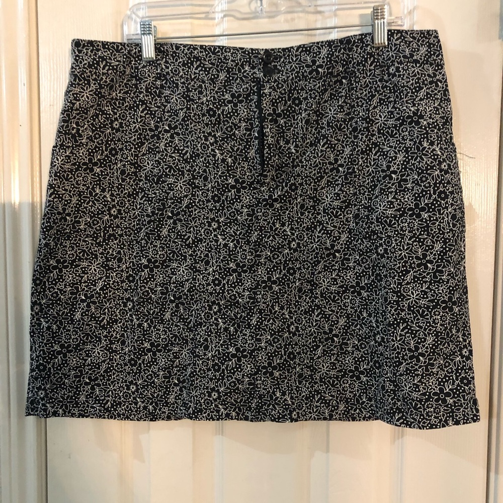 Black & White Floral Skort
